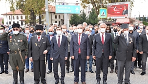 HENDEK’TE CUMHURİYETİN 98. YIL KUTLAMALARI TÖRENLE BAŞLADI