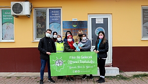 Öğrenciler Büyükşehir Barınağında Hayvan Dostlarıyla Buluştu