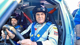 Başkan Yüce direksiyona geçti