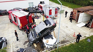 Büyükşehir tatbikatlarla vatandaşları afete hazırlıyor