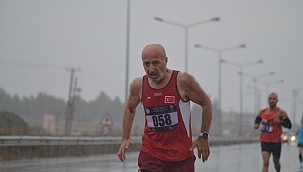 Büyükşehirli Turan Kıbrıs’ta Altın Madalyanın Sahibi Oldu