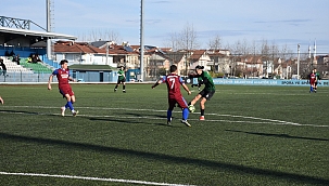 Harmanlıkspor, Hacıkışla engelini 2 golle geçti.