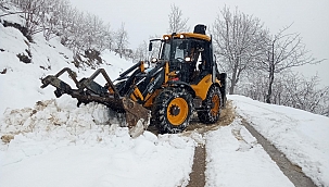 Hendek Belediyesi karla mücadeleye başladı...