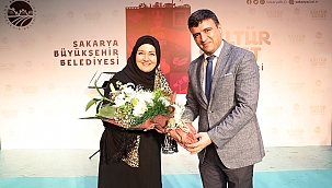 İkbal Gürpınar şiir ve söyleşi programında sanatseverlerle buluştu