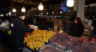PAZAR YERİNDE YOĞUN DENETİMLER SÜRÜYOR