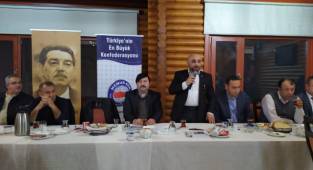 Eğitim-Bir-Sen Hendek'te toplandı