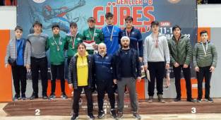 Hendek Gençlik Merkezi Spor Kulübü, Kastamonu'da zirveye çıktı!