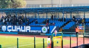 Hoca ekibiyle gelir, ekibiyle gider...