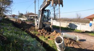 KARATOPRAK’TA YAĞMUR SUYU ÇALIŞMASI