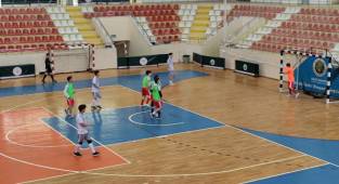 Okullar Arası Futsal Müsabakaları Başladı.