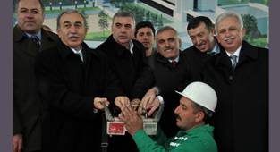 Söz verilip, çürümeye terk edilen 3 Milyon Dolarlık okul...