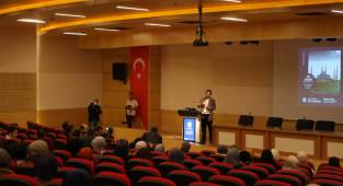 Uçkan; “İslam toplumlarının kalp kurumu mabetlerdir”