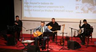 AKM’de Âşık Veysel Anıldı