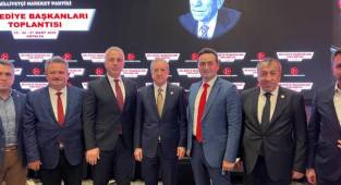 BAŞKAN BABAOĞLU BELEDİYE BAŞKANLARI TOPLANTISINDA