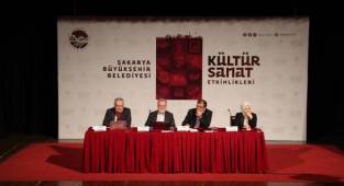 Diriliş Mimarı Sezai Karakoç AKM’de Konuşuldu 