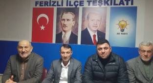 İrfan Püsküllü Ferizli'de toplantıya katıldı.