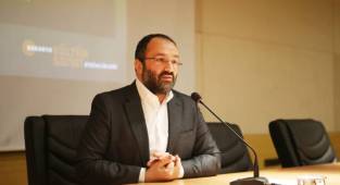 Taha Kılınç Gençlere İslam Dünyası’nın Dününü Ve Bugününü Anlattı