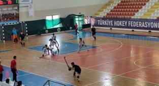 U-16 Salon Hokeyi Türkiye Şampiyonası Bölgesel Lig müsabakaları sona erdi. 