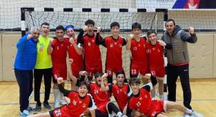 1954 HENDEKSPOR BAŞARIYA DOYMUYOR!