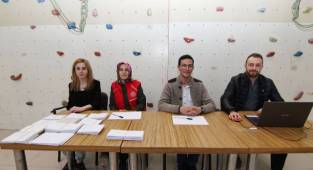 GENÇ BEYİNLER YARIŞTI