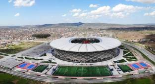 YAŞAYAN STADYUM’DA ŞAMPİYONLUK HEYECANI