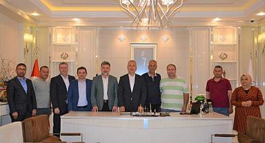 ANLAŞMAYA VARILDI. İMZALAR ATILDI. 