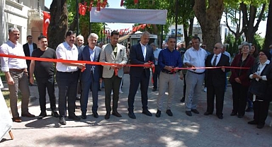Cam Mozaik ve Resim Sergisi açıldı.