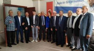Demokrat Parti'de Bayramlaşma...