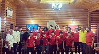 Hendek'in Çocukları Türkiye Şampiyonasında...