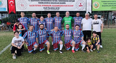 TURESPOR MUHTARLARA FUTBOL DERSİ VERDİ...