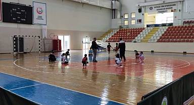 Yağ satarım, bal satarım...