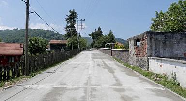 İki mahallede beton yol tamam...