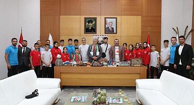 Spor dostluk ve kardeşliktir...