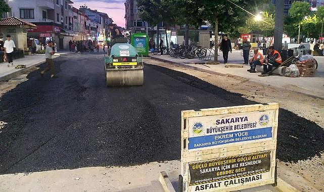 Büyükşehir’den Katlı Pazar Bölgesinde Asfalt Mesaisi