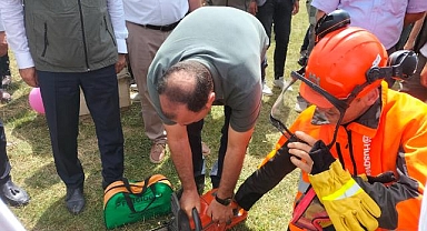 Vali Kaldırım'dan el motoru şovu!