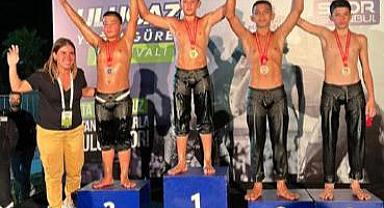 Büyükşehir pehlivanlarının sırtı yere gelmiyor