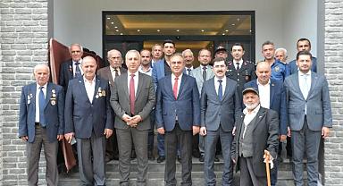 GAZİLER GÜNÜ HENDEK'TE TÖRENLE KUTLANDI!