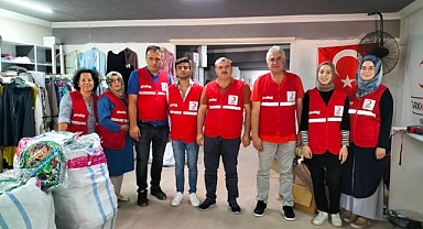 Hendek Kızılay'dan okul çantası yardımı!