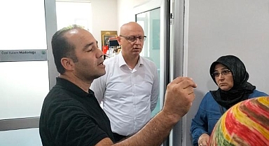 Öfkeli kalabalık belediye binasına yürüdü!