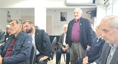 AK PARTİ MİLLETVEKİLLERİ ÇALIŞMIYOR...