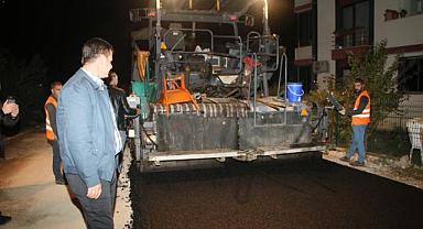 Akyazı’da asfalt çalışmaları gece-gündüz sürüyor