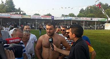 Başpehlivan Aykırı'nın babaanne acısı!