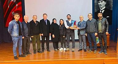 HENDEK ANADOLU LİSESİ ÖĞRENCİLERİNE ERGEN SORUNLARI SEMİNERİ