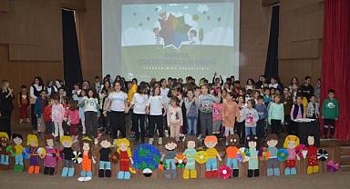 Karasu SGM’de Çocuklar Haklarını İzleyerek Öğrendi