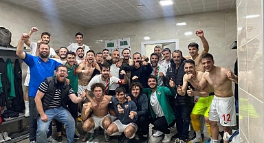 Ömer Taşkın atıyor, Dereköyspor kazanıyor!