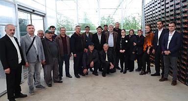Seracılık Mükemmeliyet Merkezi Çiftçilere Örnek Oluyor