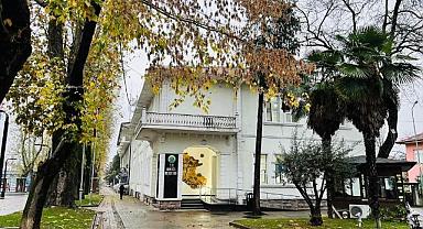 Belediyeye şantajla iş gördürtmeye çalışan güruhları açıklayın