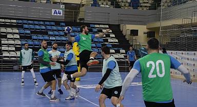 Büyükşehir Hentbolda Hedef iki Kupayı Kazanmak