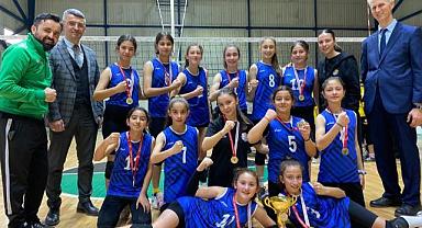 KÜÇÜK SULTANLAR SAKARYA ŞAMPİYONU