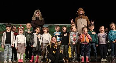 Minikler ‘Arı Maya’ İle Eğlendi